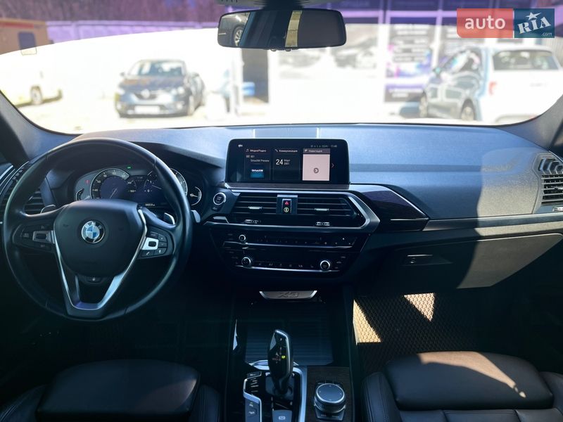 Внедорожник / Кроссовер BMW X3 2019 в Киеве