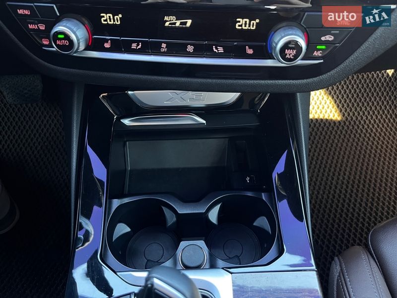 Внедорожник / Кроссовер BMW X3 2019 в Киеве