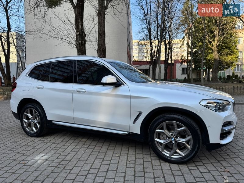 Внедорожник / Кроссовер BMW X3 2021 в Львове