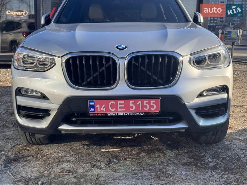 Внедорожник / Кроссовер BMW X3 2018 в Киеве