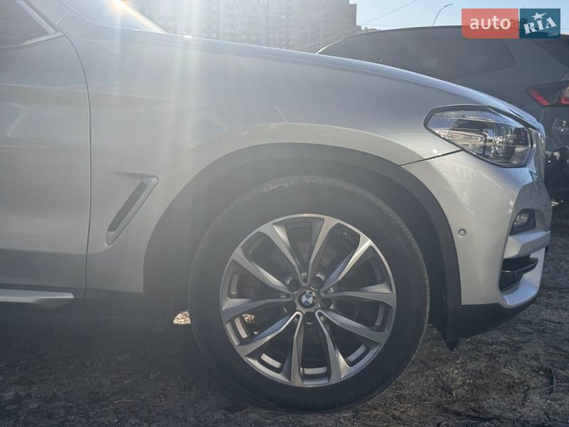 Внедорожник / Кроссовер BMW X3 2018 в Киеве