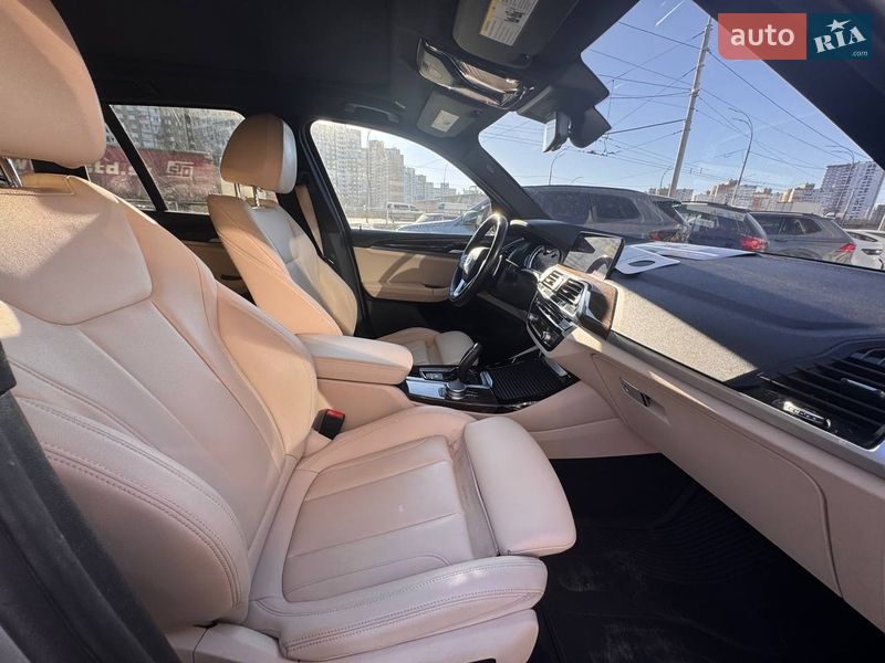 Внедорожник / Кроссовер BMW X3 2018 в Киеве