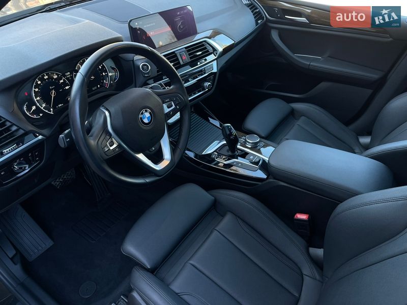 Позашляховик / Кросовер BMW X3 2018 в Кам'янському