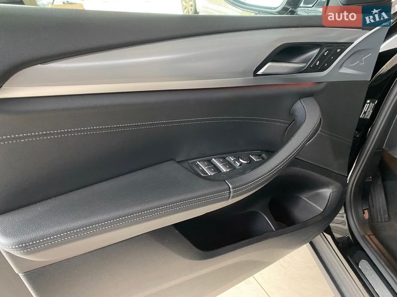 Внедорожник / Кроссовер BMW X3 2020 в Одессе