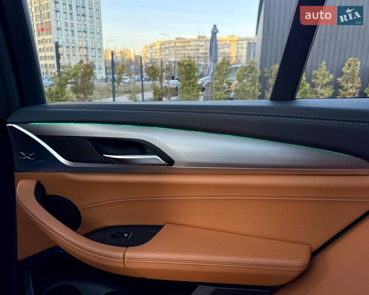 Внедорожник / Кроссовер BMW X3 2018 в Киеве