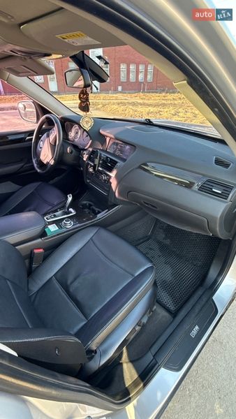 Внедорожник / Кроссовер BMW X3 2011 в Звягеле