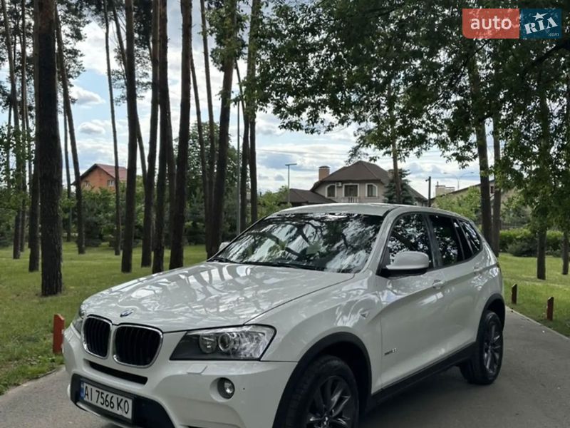 Внедорожник / Кроссовер BMW X3 2013 в Киеве