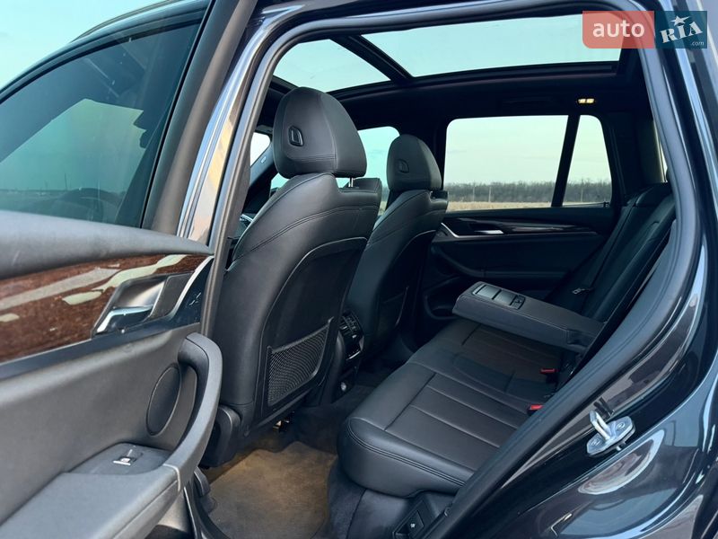 Внедорожник / Кроссовер BMW X3 2019 в Виннице