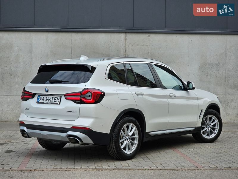 Внедорожник / Кроссовер BMW X3 2022 в Киеве