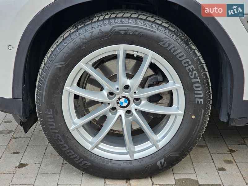 Внедорожник / Кроссовер BMW X3 2022 в Киеве