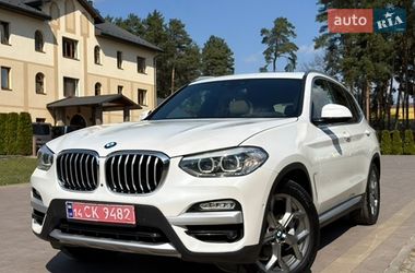 Внедорожник / Кроссовер BMW X3 2019 в Новояворовске