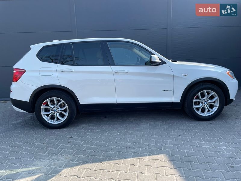 Внедорожник / Кроссовер BMW X3 2014 в Киеве