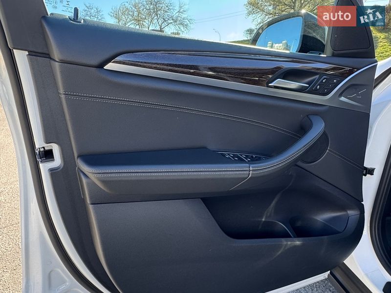 Позашляховик / Кросовер BMW X3 2018 в Києві фото 33 Позашляховик / Кросовер BMW X3 2018 в Києві