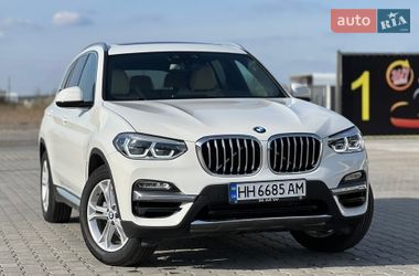 Внедорожник / Кроссовер BMW X3 2019 в Сарате
