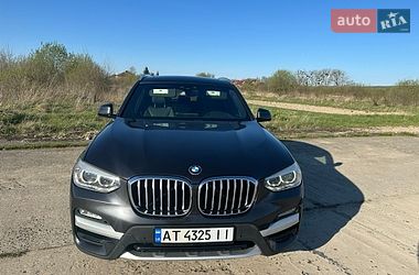 Внедорожник / Кроссовер BMW X3 2019 в Калуше