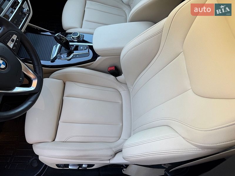 Внедорожник / Кроссовер BMW X3 2020 в Львове