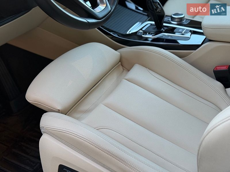 Внедорожник / Кроссовер BMW X3 2020 в Львове