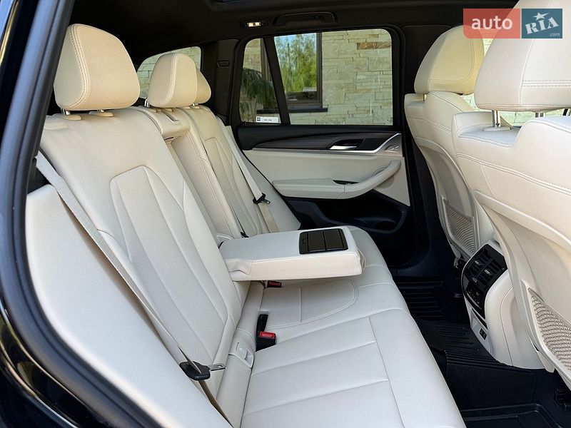 Внедорожник / Кроссовер BMW X3 2020 в Львове