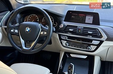 Внедорожник / Кроссовер BMW X3 2020 в Львове