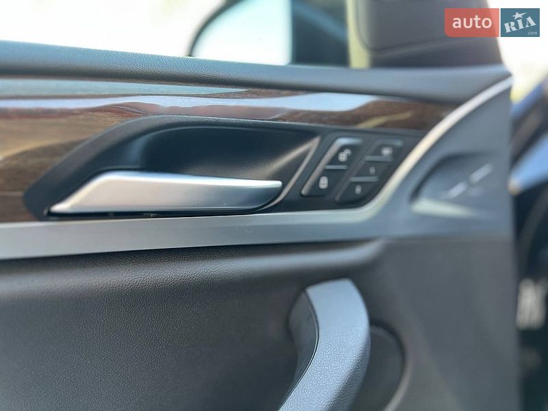 Внедорожник / Кроссовер BMW X3 2020 в Одессе
