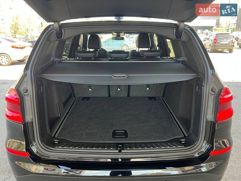 Внедорожник / Кроссовер BMW X3 2020 в Одессе