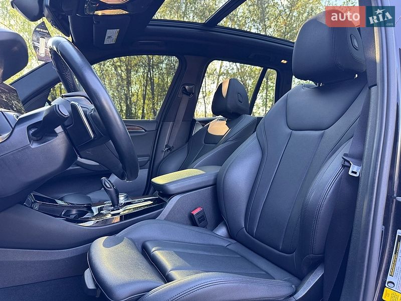 Внедорожник / Кроссовер BMW X3 2018 в Киеве