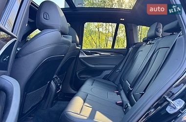 Внедорожник / Кроссовер BMW X3 2018 в Киеве