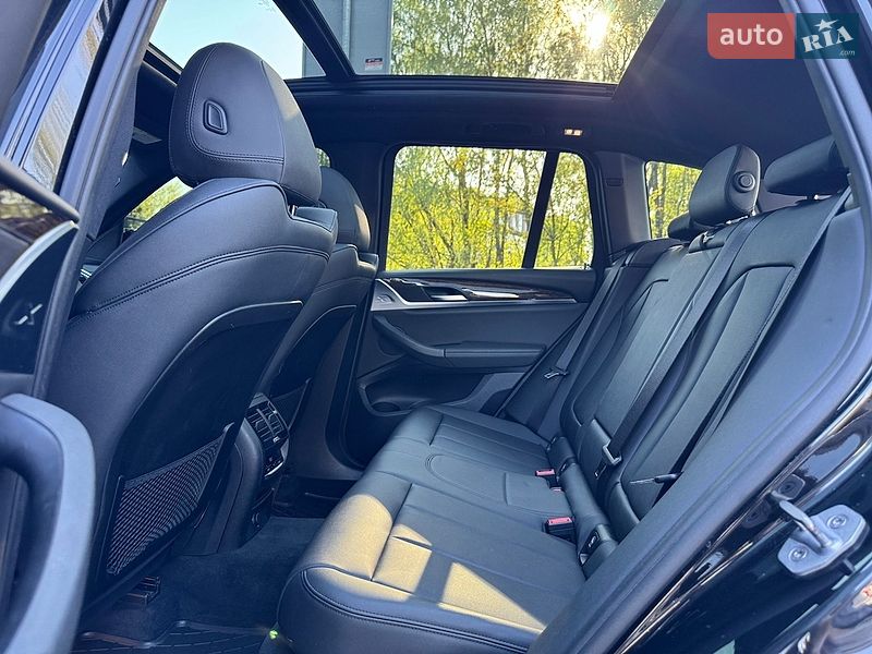 Внедорожник / Кроссовер BMW X3 2018 в Киеве