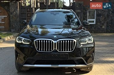 Внедорожник / Кроссовер BMW X3 2022 в Новояворовске