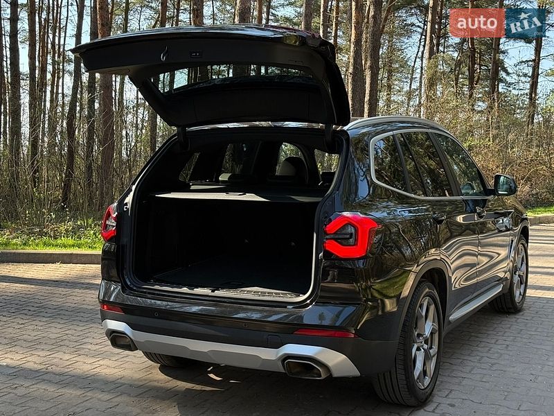 Внедорожник / Кроссовер BMW X3 2022 в Новояворовске