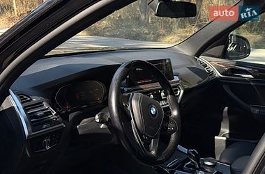 Внедорожник / Кроссовер BMW X3 2022 в Новояворовске