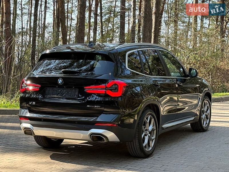 Внедорожник / Кроссовер BMW X3 2022 в Новояворовске