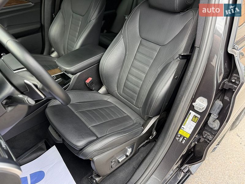 Внедорожник / Кроссовер BMW X3 2018 в Днепре