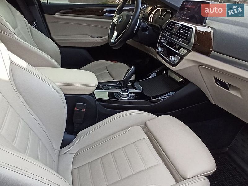 Внедорожник / Кроссовер BMW X3 2021 в Одессе