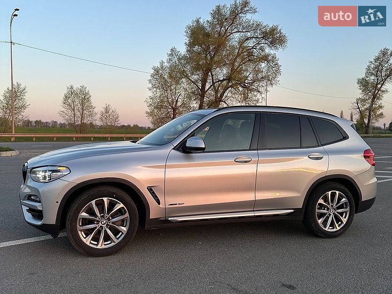 Внедорожник / Кроссовер BMW X3 2018 в Ромнах