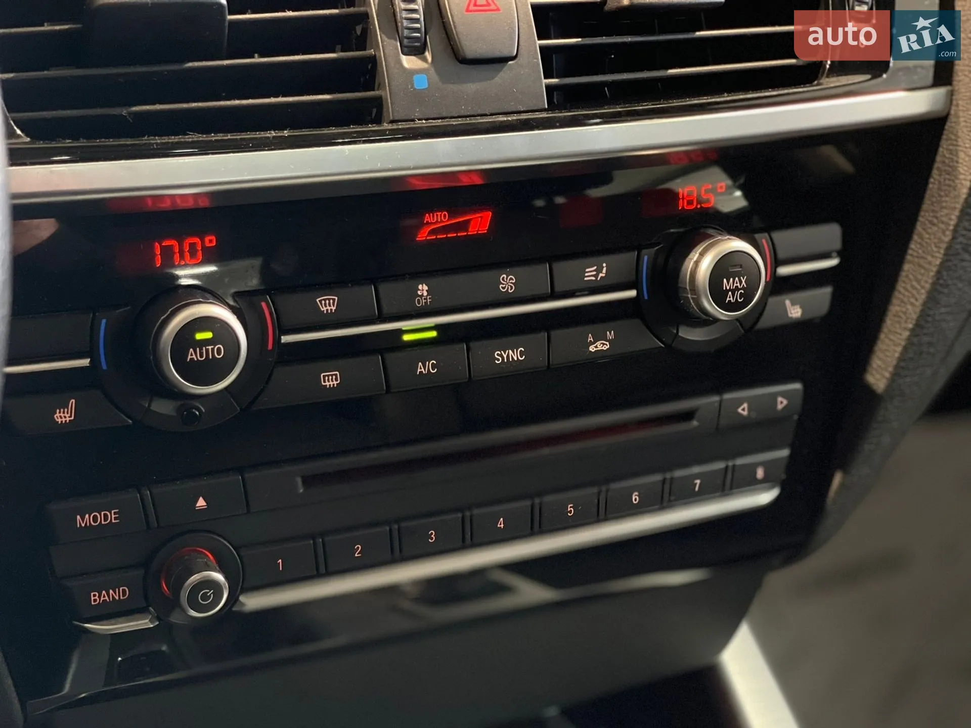 2016 BMW X3 - мініатюра 15