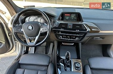 Внедорожник / Кроссовер BMW X3 2018 в Днепре