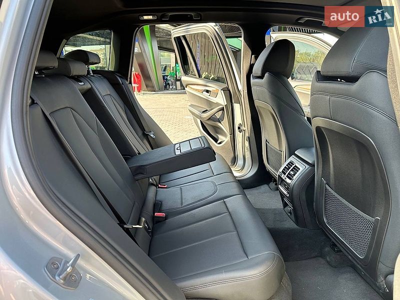 Внедорожник / Кроссовер BMW X3 2018 в Днепре