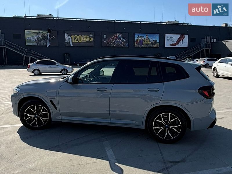 Внедорожник / Кроссовер BMW X3 2023 в Киеве