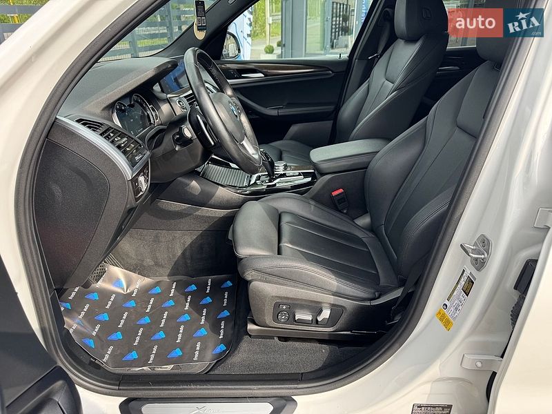 Внедорожник / Кроссовер BMW X3 2018 в Ровно