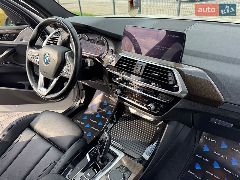 Внедорожник / Кроссовер BMW X3 2018 в Ровно