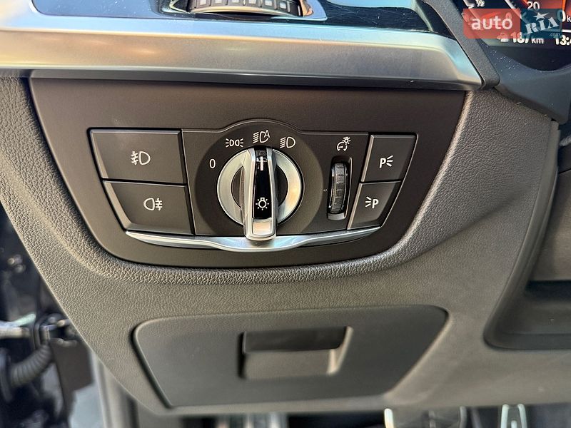 Внедорожник / Кроссовер BMW X3 2020 в Киеве