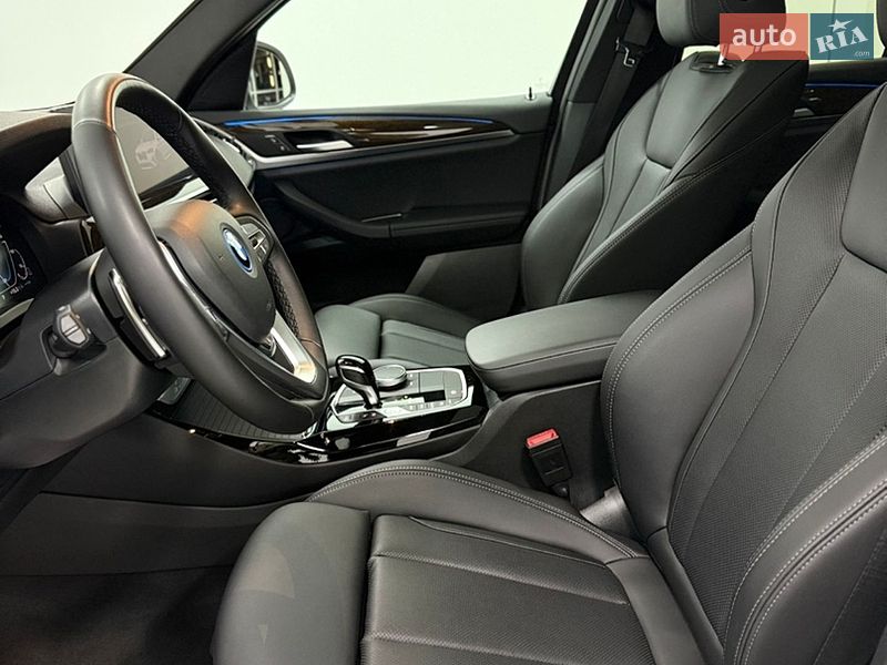 Внедорожник / Кроссовер BMW X3 2023 в Одессе