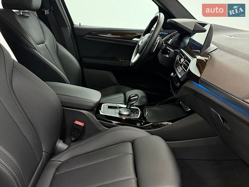 Внедорожник / Кроссовер BMW X3 2023 в Одессе