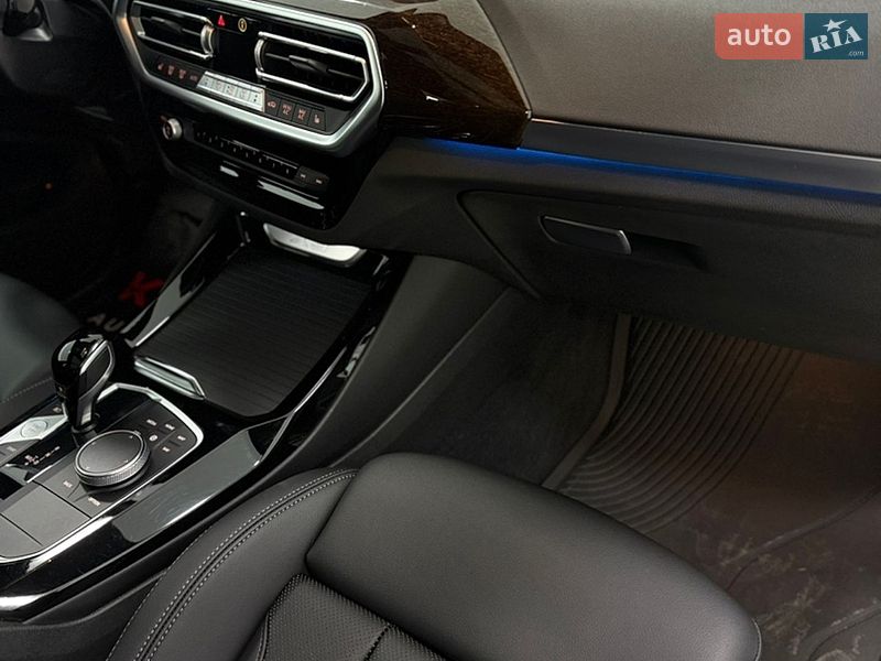 Внедорожник / Кроссовер BMW X3 2023 в Одессе