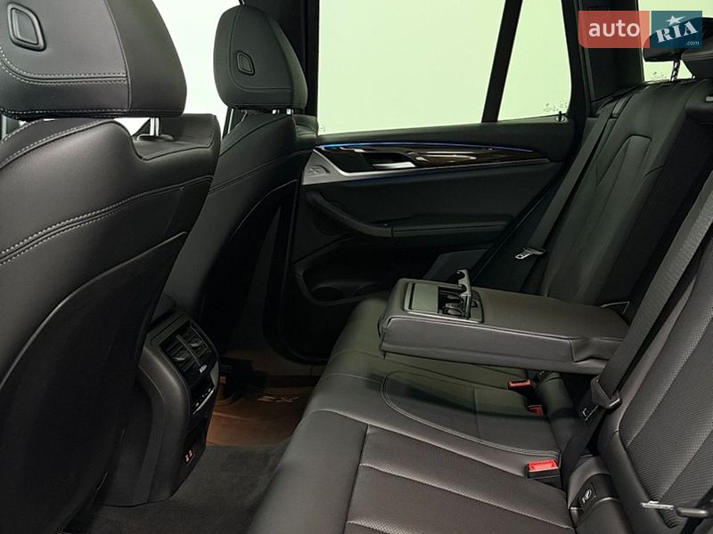 Внедорожник / Кроссовер BMW X3 2023 в Одессе
