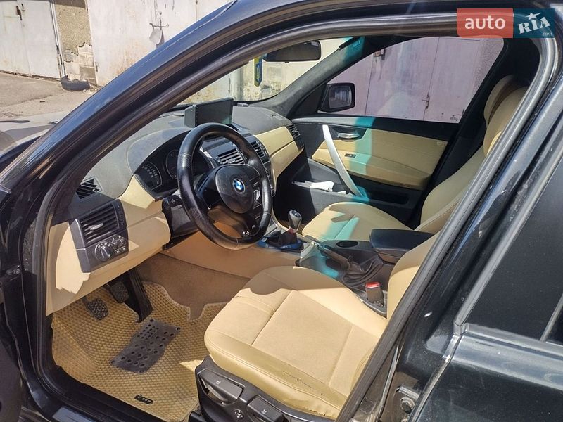 Внедорожник / Кроссовер BMW X3 2005 в Киеве