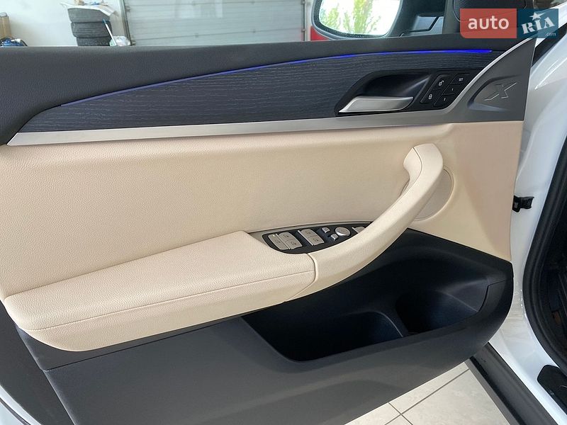 Внедорожник / Кроссовер BMW X3 2024 в Одессе