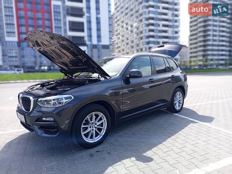 Внедорожник / Кроссовер BMW X3 2018 в Киеве