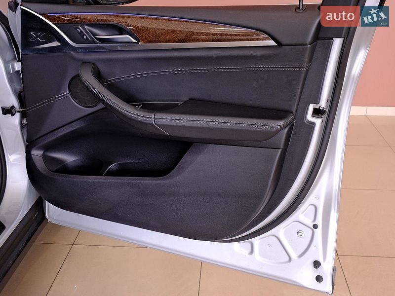 Внедорожник / Кроссовер BMW X3 2018 в Одессе